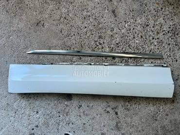 lajsna na vratima plasticna za Volkswagen Tiguan od 2016. do 2023. god.