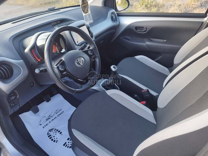Toyota Aygo X-PLAY 118000 CH