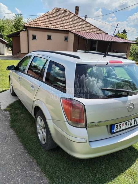 Opel Astra H 1.9