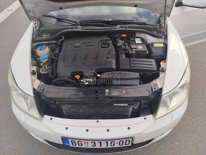 Škoda Octavia 1.6 TDI ČITAJ