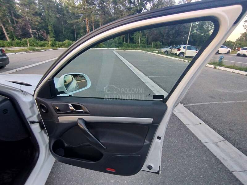 Škoda Octavia 1.6 TDI VIDI OGLAS