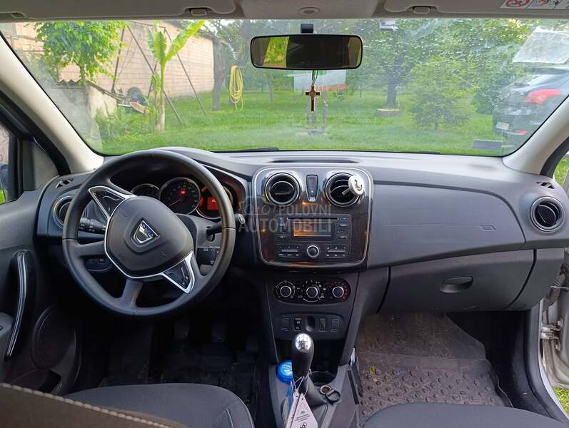 Dacia Logan 