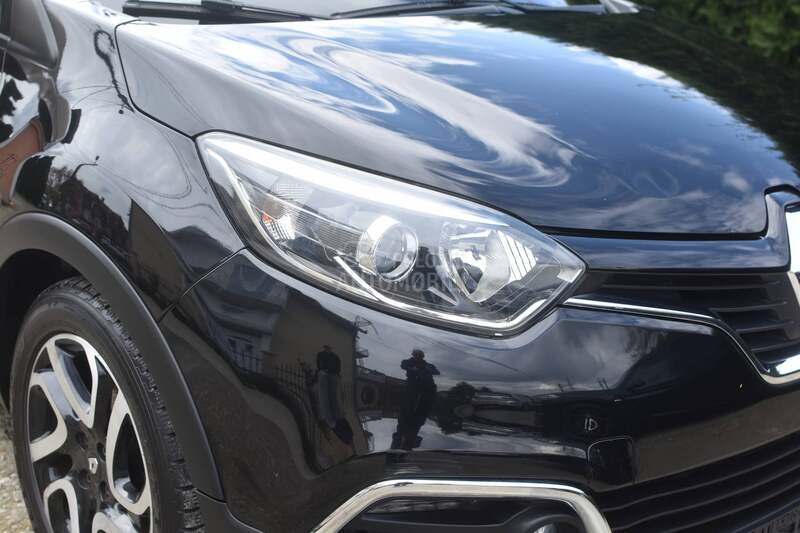 Renault Captur 1.2b/AUT0MATIK