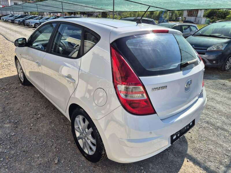 Hyundai i30 1.6crdi/66kv./