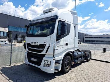 Iveco 460 NOVA glava i turbina