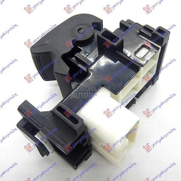 PREKIDAC U PREDNJIM VRATIMA (5