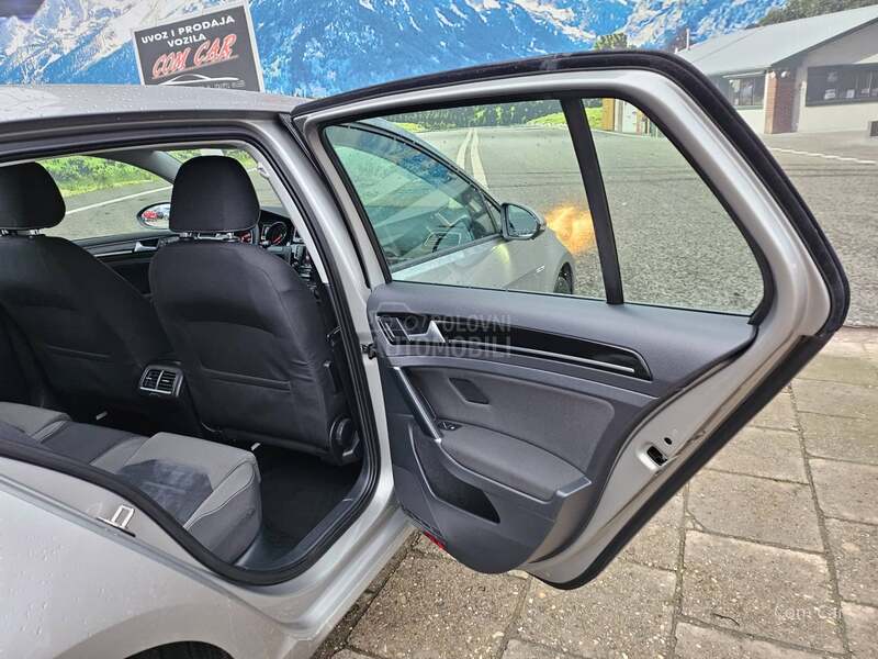 Volkswagen Golf 7 DSG /n a v i/ serv