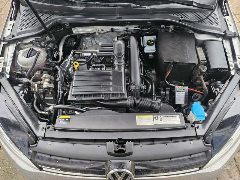 Volkswagen Golf 7 DSG /n a v i/ serv