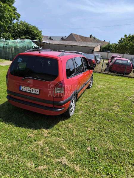 Opel Zafira 