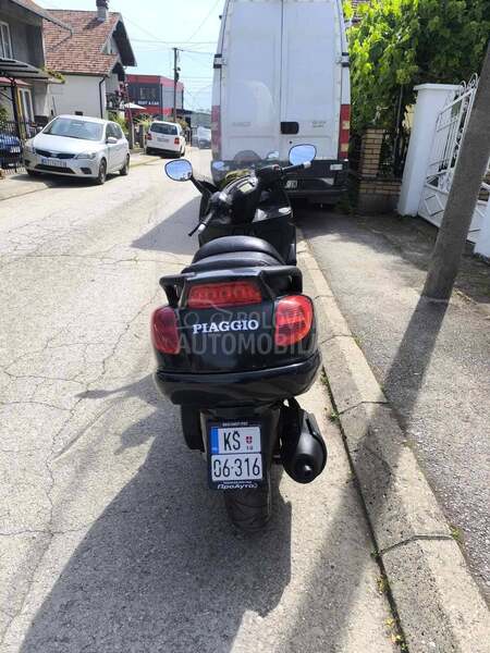 Piaggio X9 reg godinu