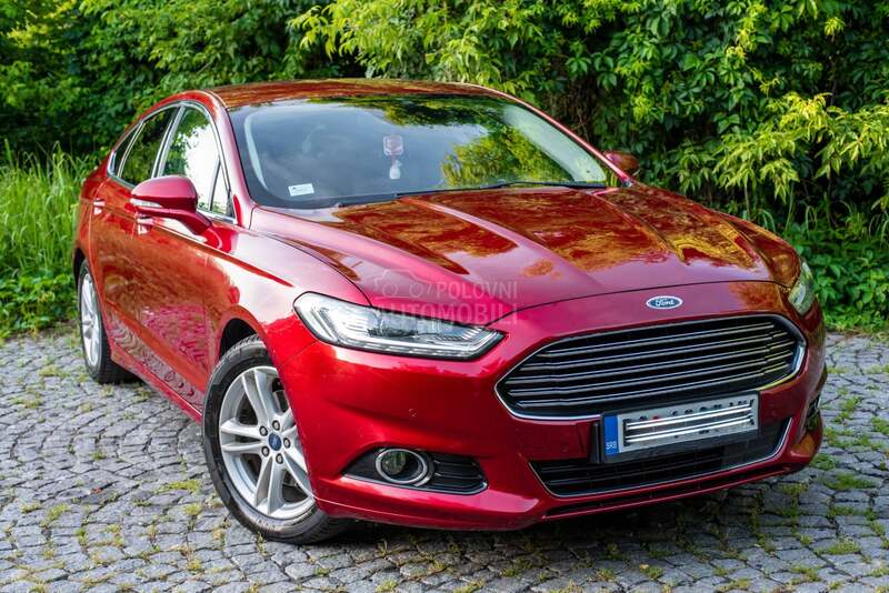 Ford Mondeo 2.0 tdi TITANIUM SRB