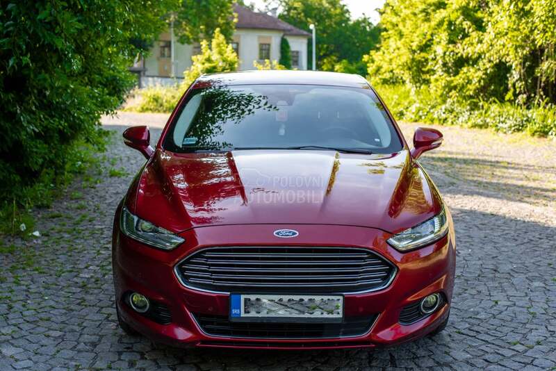Ford Mondeo 2.0 tdi TITANIUM SRB