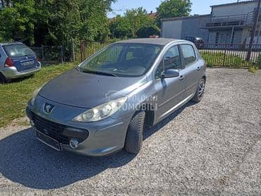 Peugeot 307 -  kompletan auto u delovima