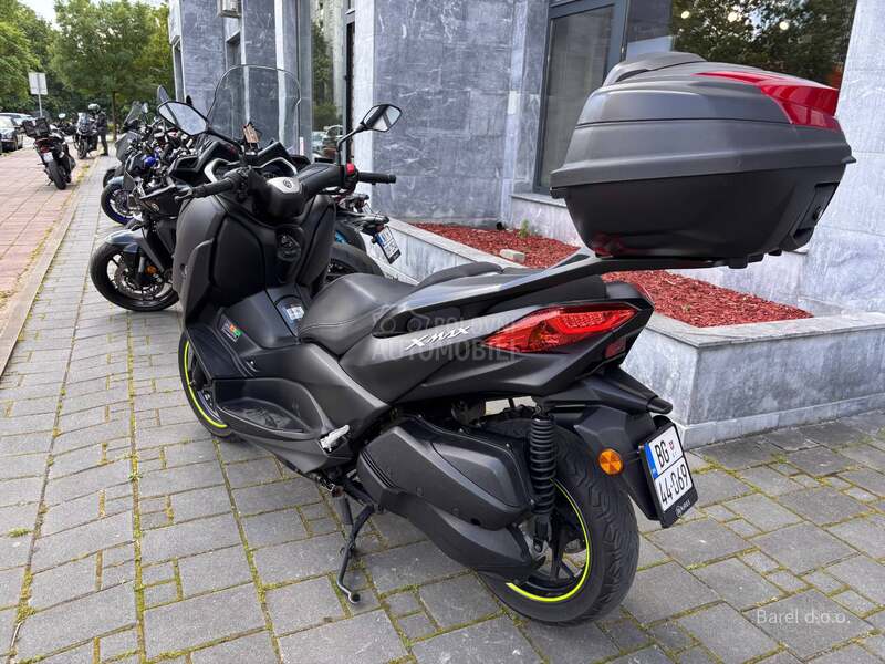 Yamaha X MAX 300