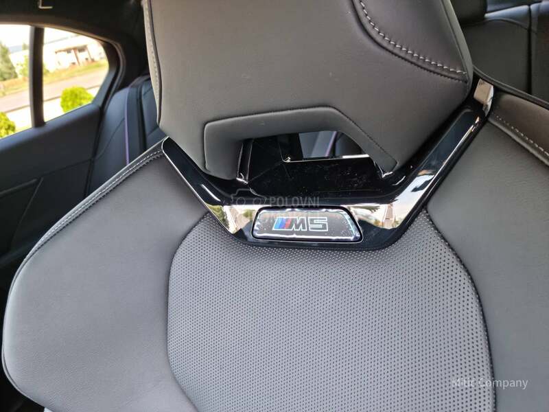 BMW M5 Sedan