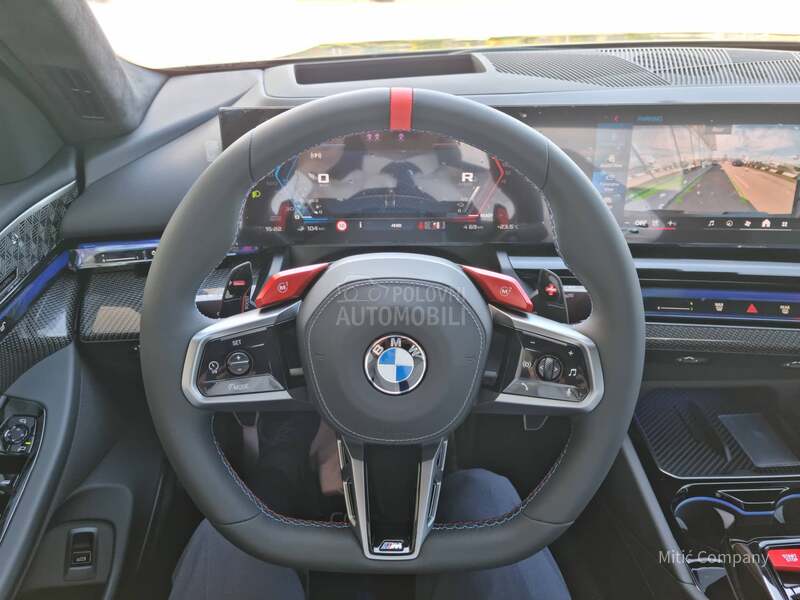 BMW M5 Sedan