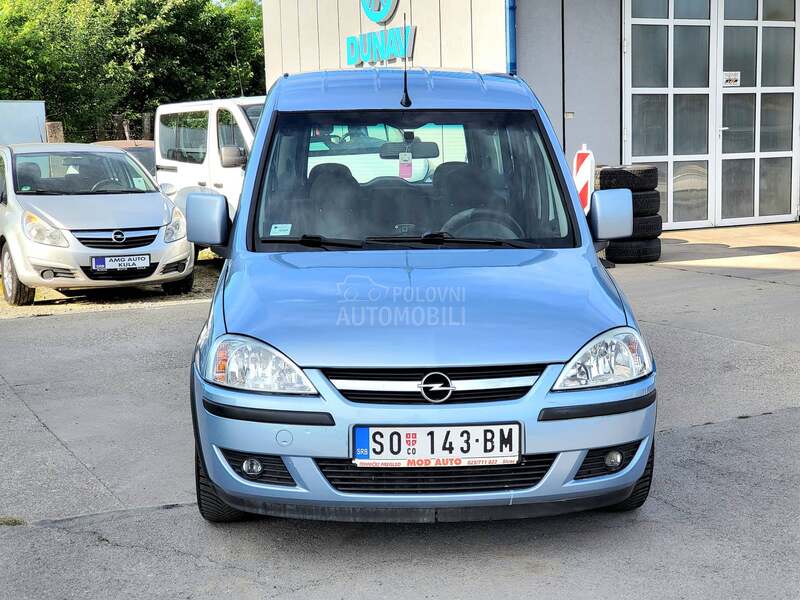 Opel Combo 1 3  CDTI
