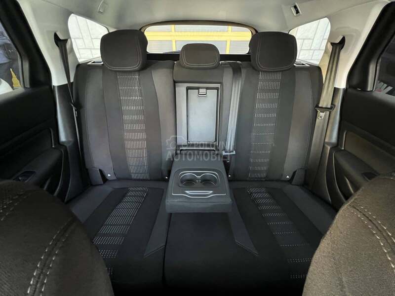 Peugeot 308 1.6HDI/NAV/SERV