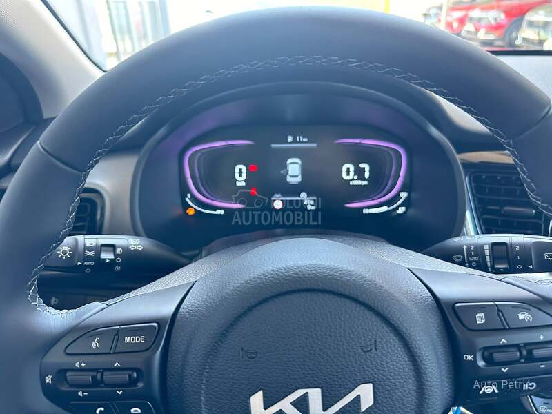 Kia Stonic 1.2 LX PLUS