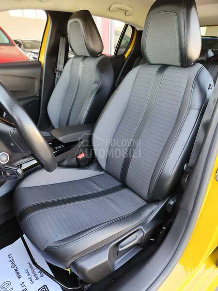 Peugeot 208 1.2 PURETECH ALLURE
