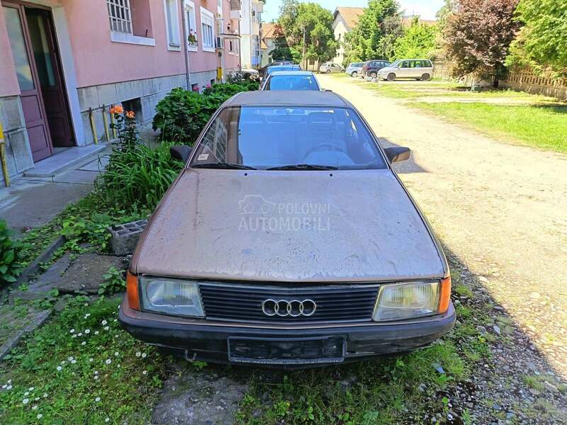 Audi 100 1.6