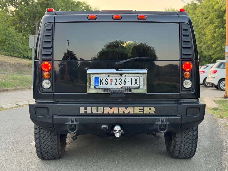 Hummer H2 
