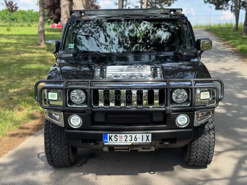 Hummer H2 