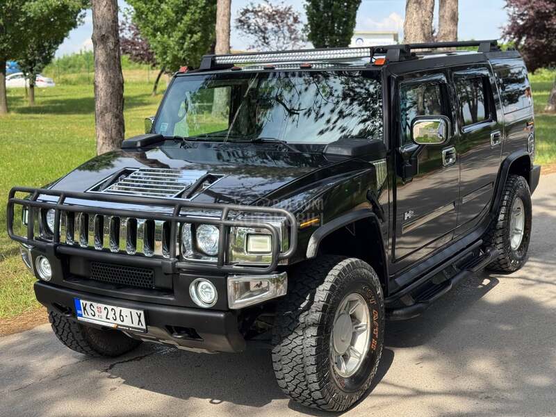 Hummer H2 