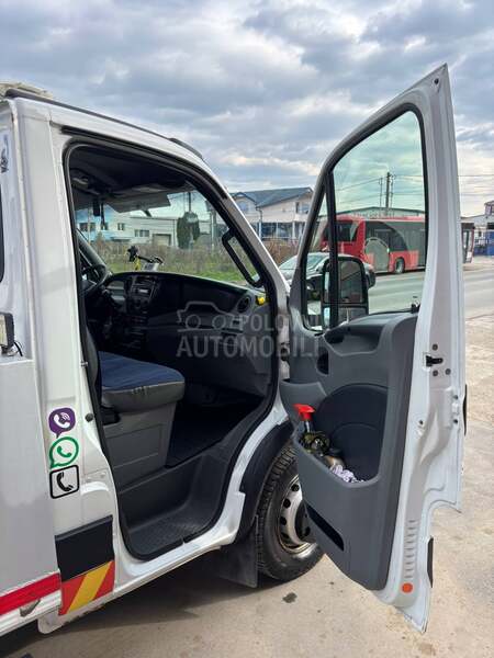 Iveco 65C18