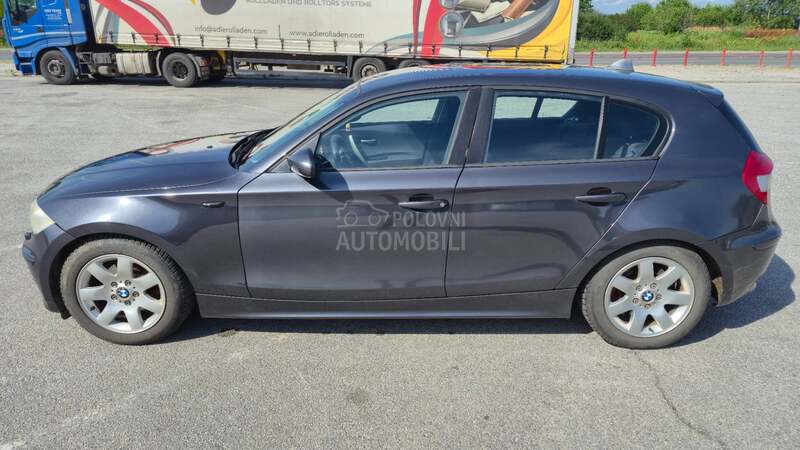 BMW 120 