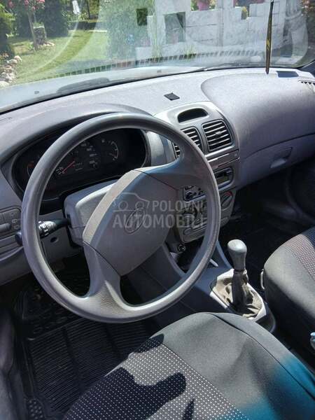 Hyundai Accent 1.3