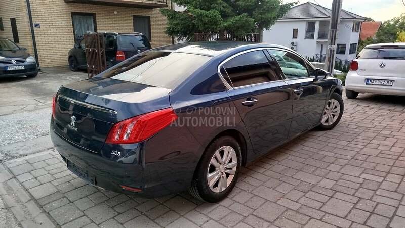 Peugeot 508 HEAD UP N/A/V/I LED