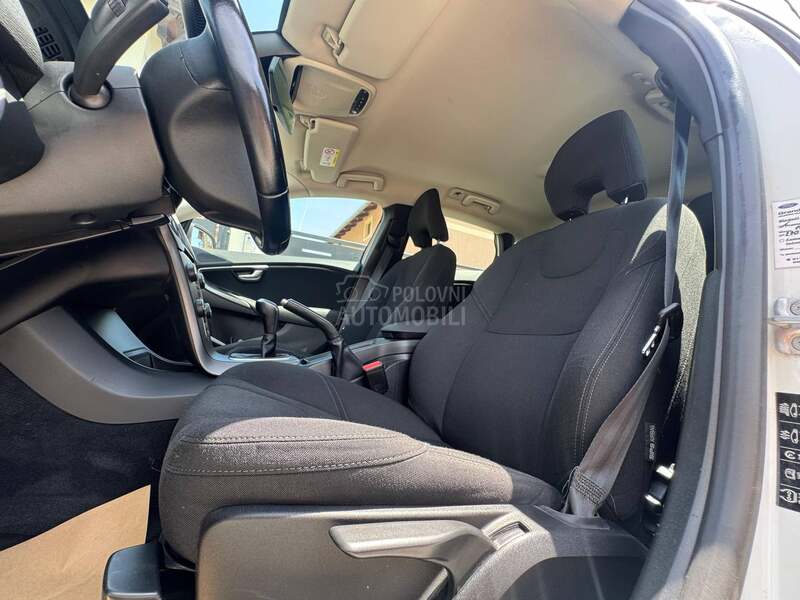 Volvo V40 D2 / T0P / REG.