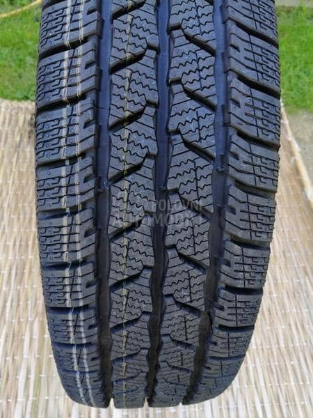 Continental 205/75 R16 Zimska