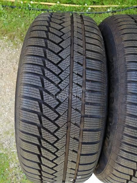 Continental 255/55 R18 Zimska