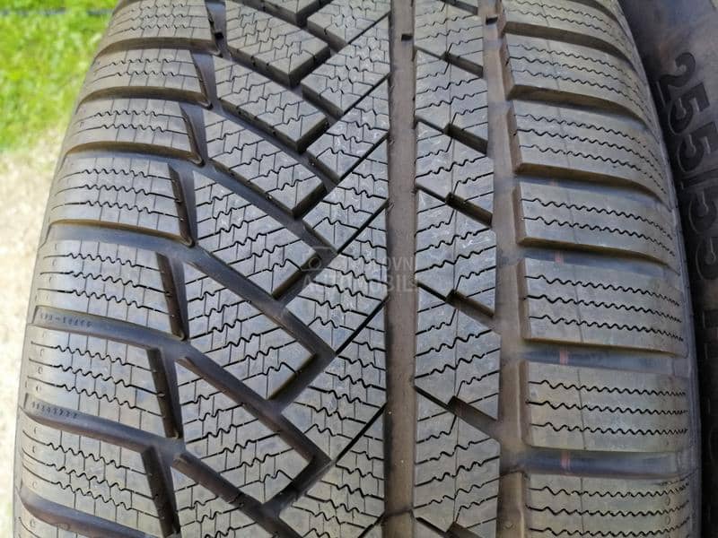 Continental 255/55 R18 Zimska