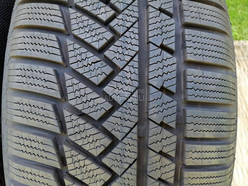 Continental 255/55 R18 Zimska