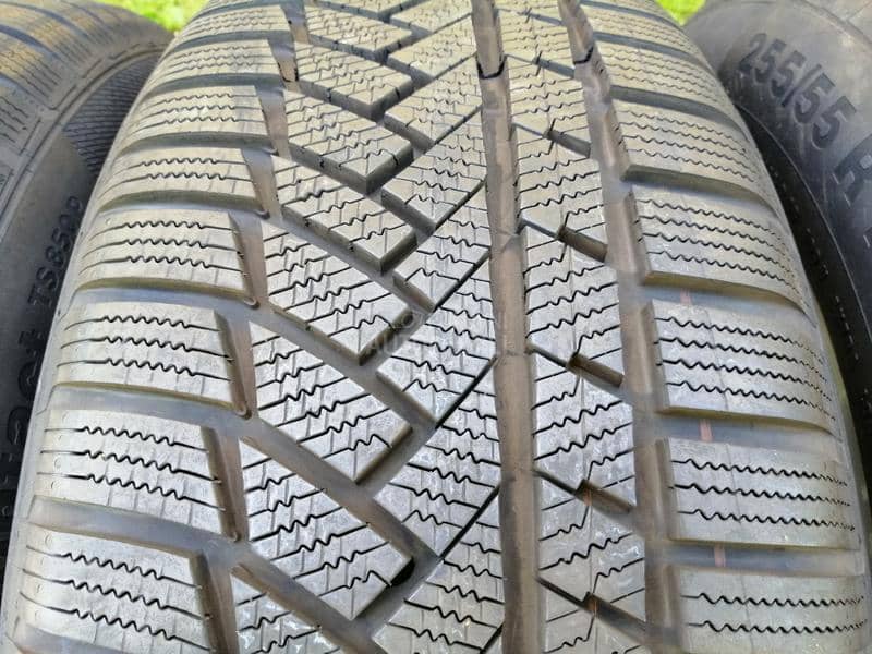 Continental 255/55 R18 Zimska