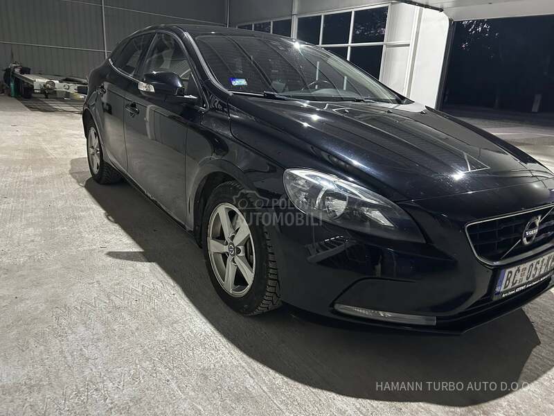 Volvo V40 D3