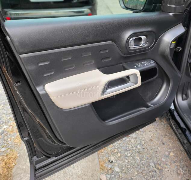Citroen C5 Aircross 1.5 SHINE 8MM LANAC
