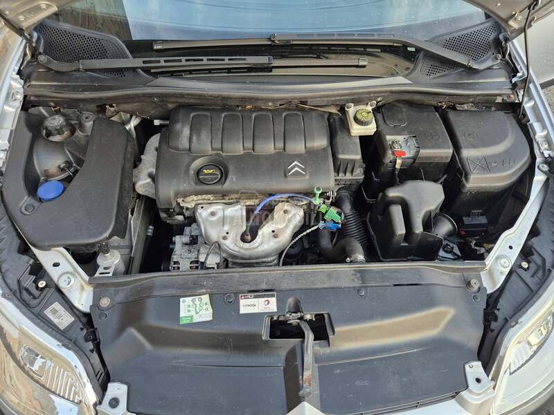 Citroen C4 1.4i 16v