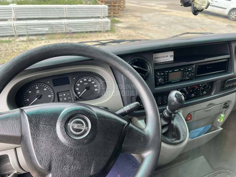 Opel Movano 