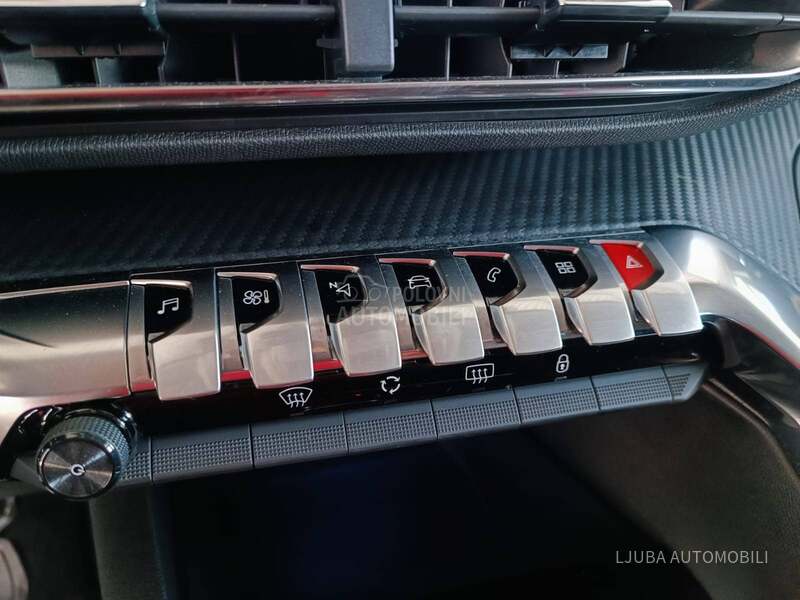 Peugeot 3008 1.5hdi AUTOM