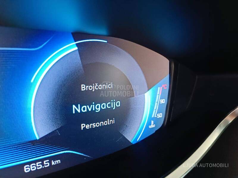 Peugeot 3008 1.5hdi AUTOM