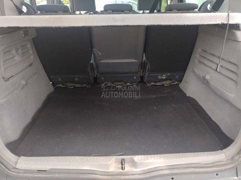 Renault Scenic 1.5 dCi