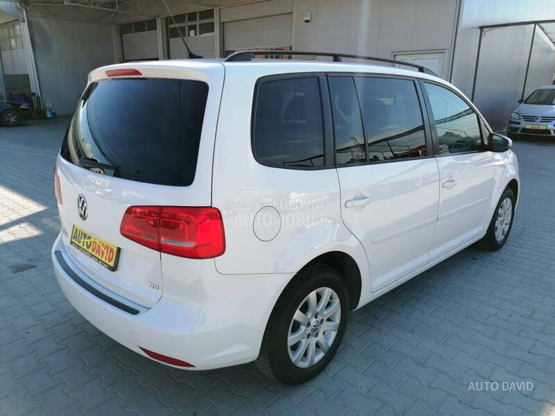 Volkswagen Touran 1.6 TDI DSG
