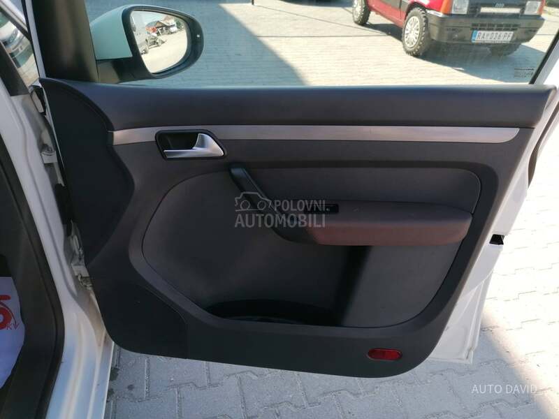 Volkswagen Touran 1.6 TDI DSG