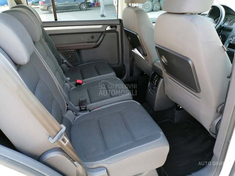 Volkswagen Touran 1.6 TDI DSG
