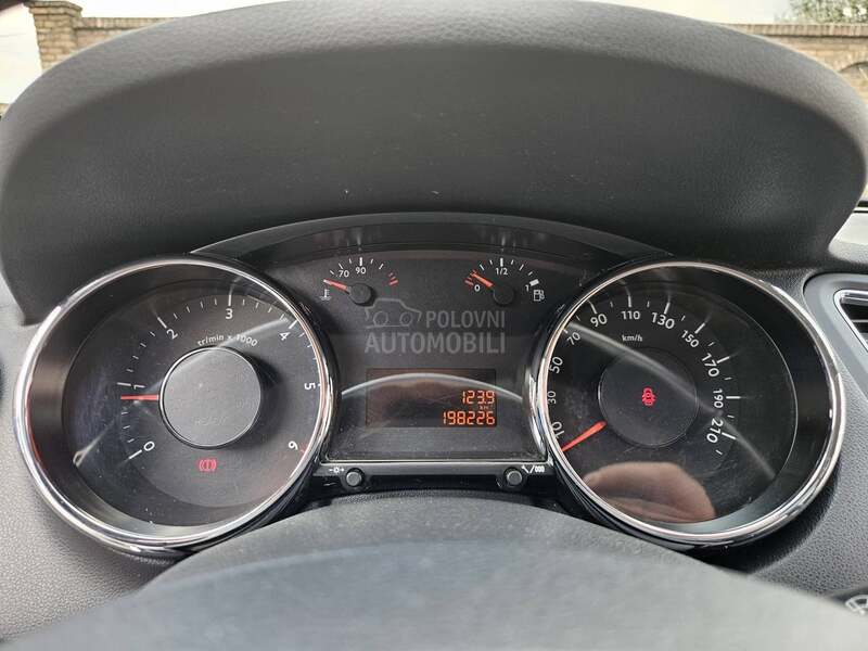 Peugeot 5008 O D L I C A N