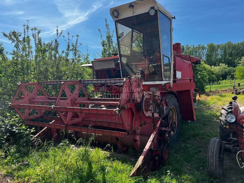 Massey Ferguson 520